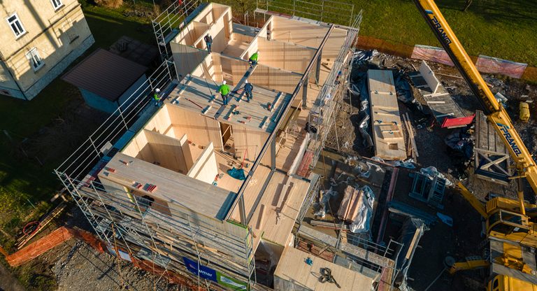 Vom Fundament bis zum Dach in drei Tagen